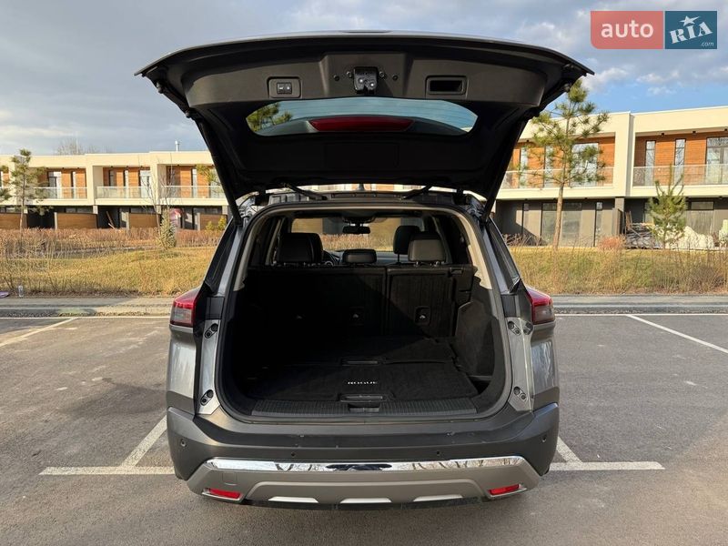 Позашляховик / Кросовер Nissan Rogue 2021 в Києві