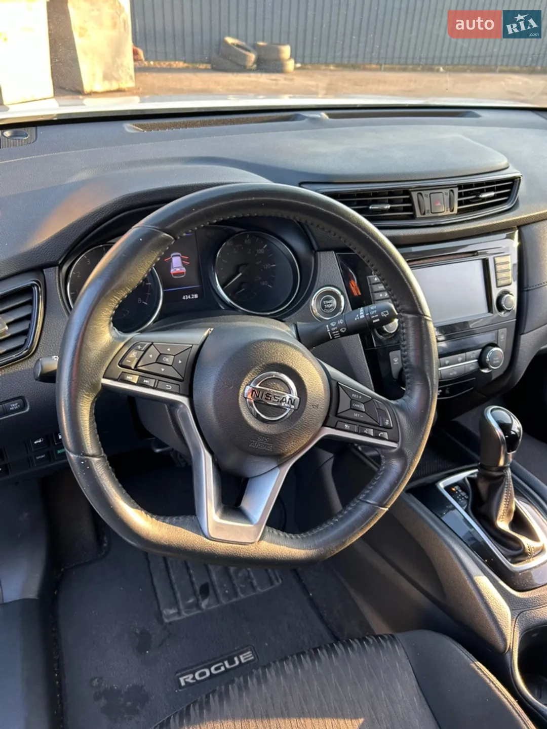 2018 Nissan Rogue - мініатюра 8