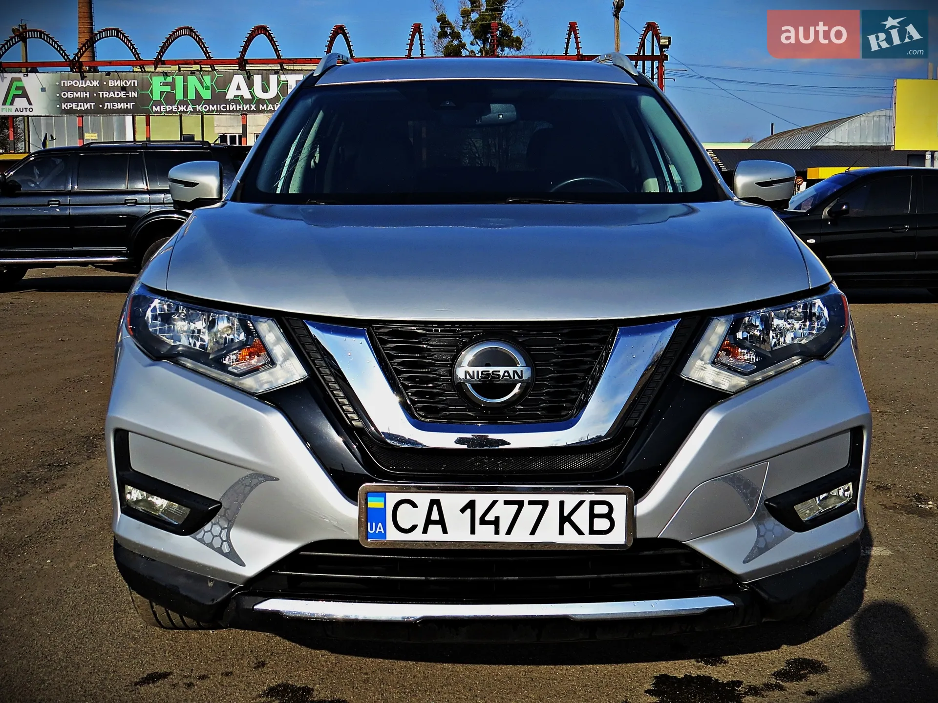2019 Nissan Rogue - мініатюра 2