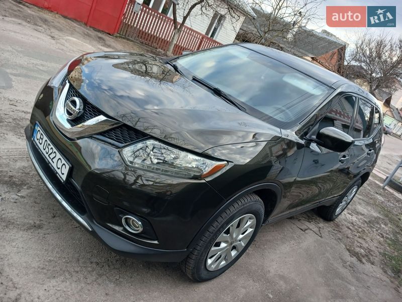 Внедорожник / Кроссовер Nissan Rogue 2016 в Чернигове