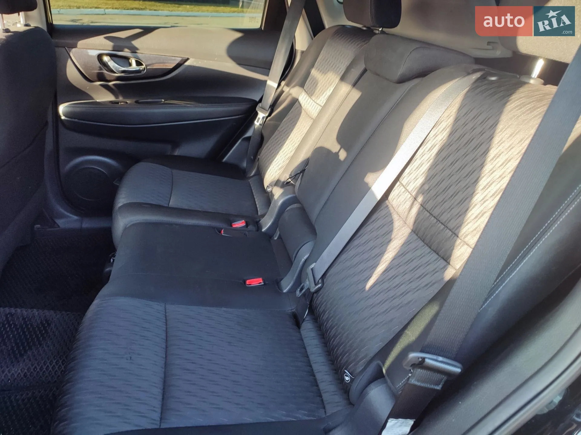2017 Nissan Rogue - мініатюра 24