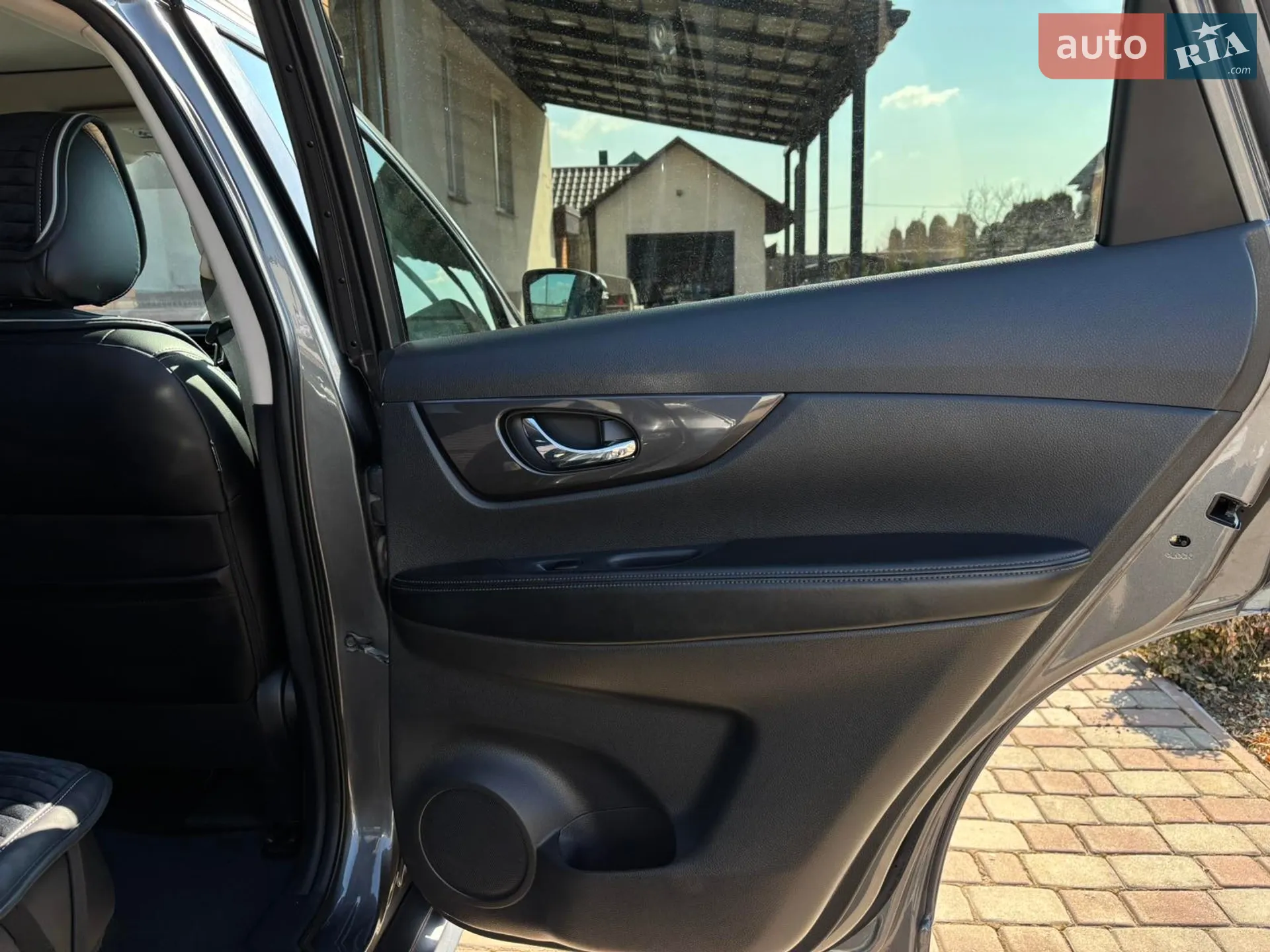 2018 Nissan Rogue - мініатюра 9