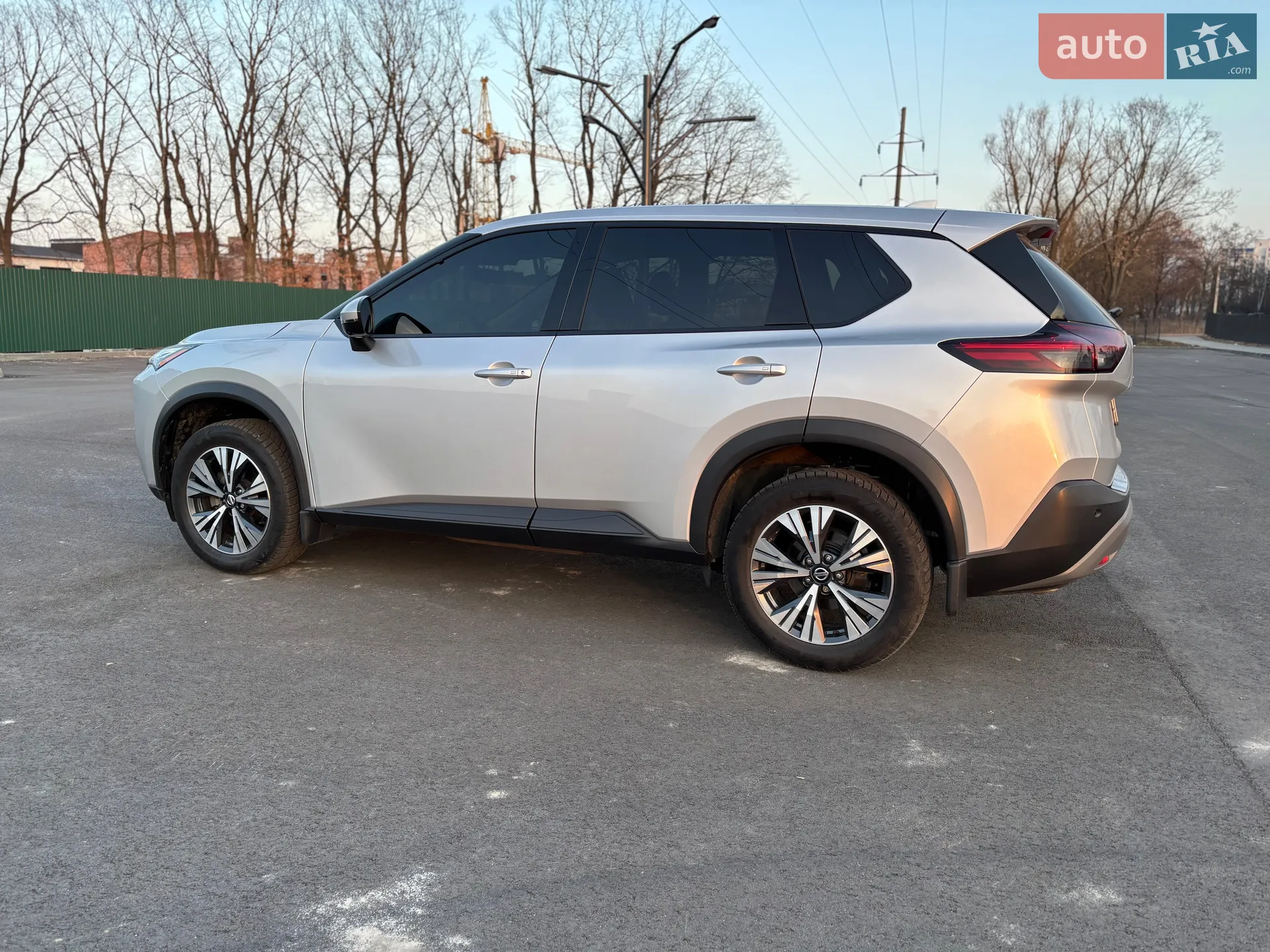 2021 Nissan Rogue - мініатюра 10