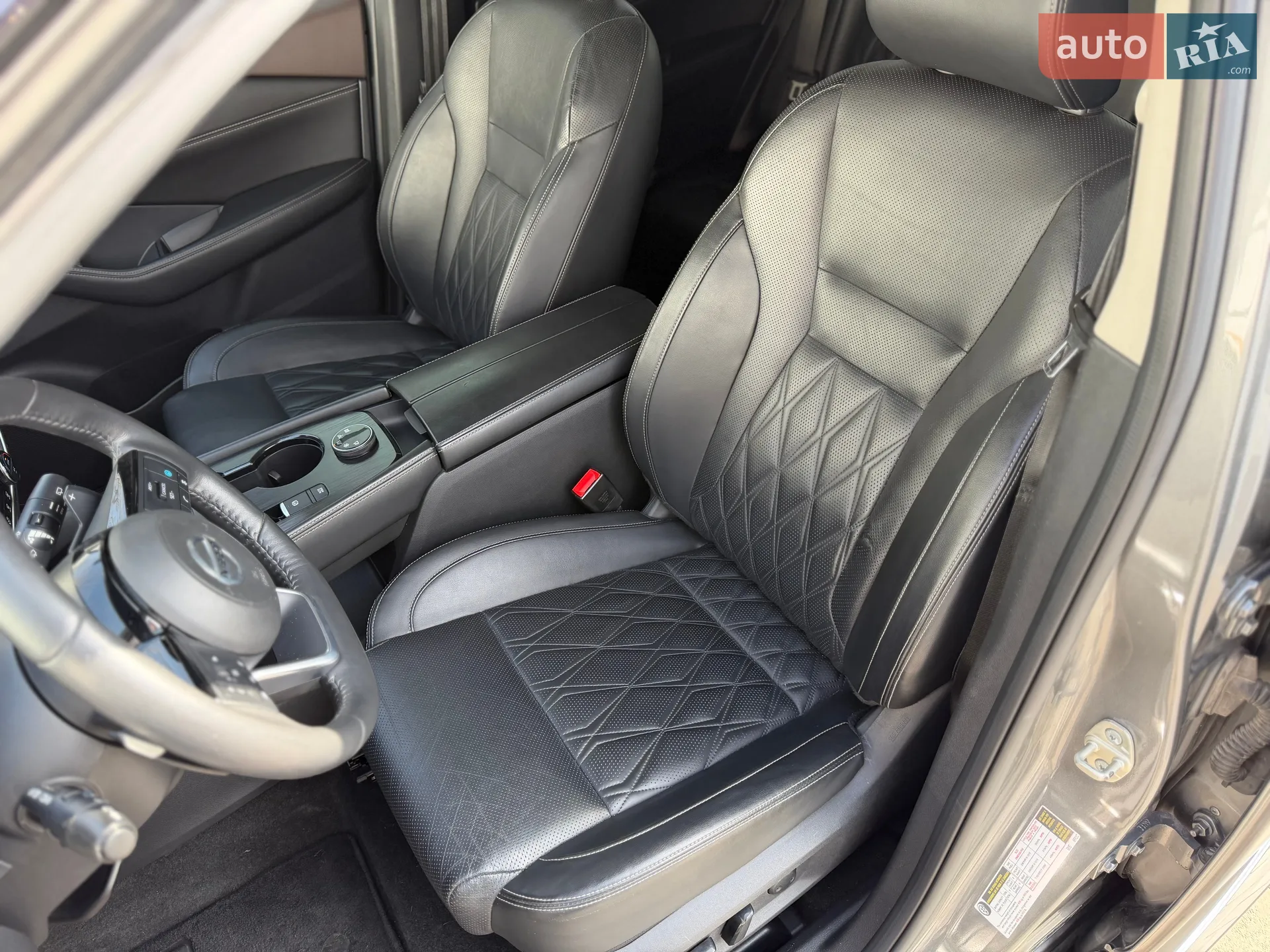 2021 Nissan Rogue - мініатюра 29