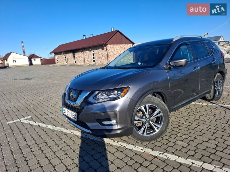 Внедорожник / Кроссовер Nissan Rogue 2016 в Шепетовке