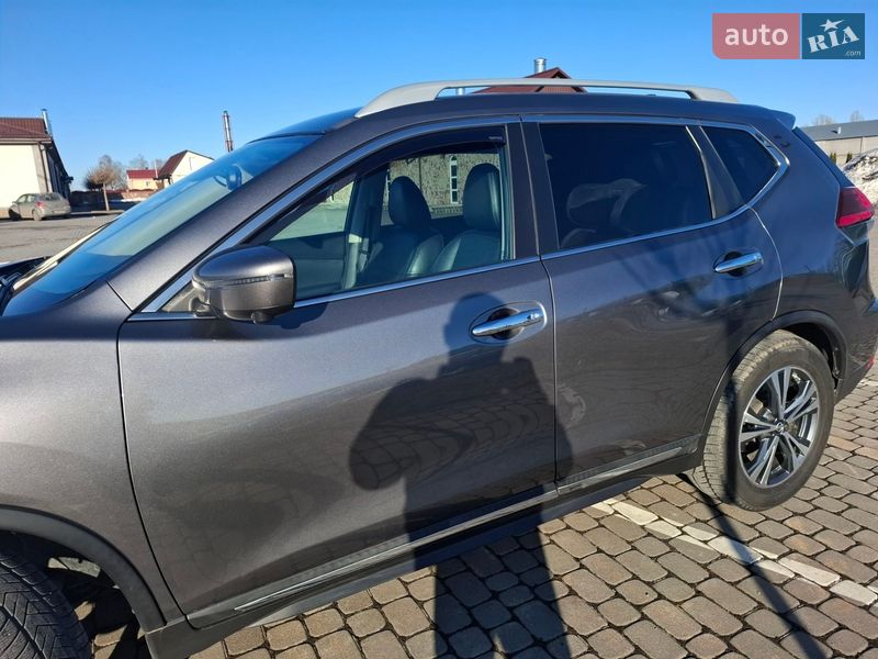 Внедорожник / Кроссовер Nissan Rogue 2016 в Шепетовке