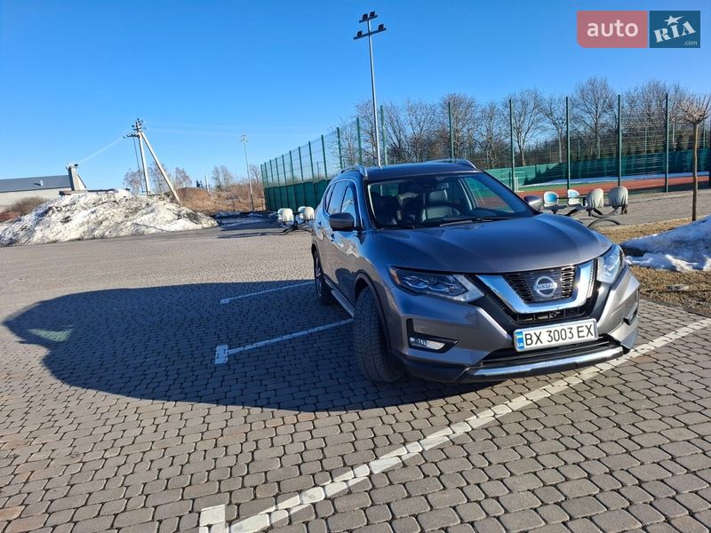 Внедорожник / Кроссовер Nissan Rogue 2016 в Шепетовке