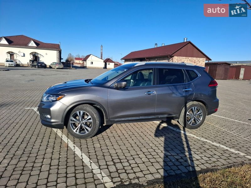 Внедорожник / Кроссовер Nissan Rogue 2016 в Шепетовке