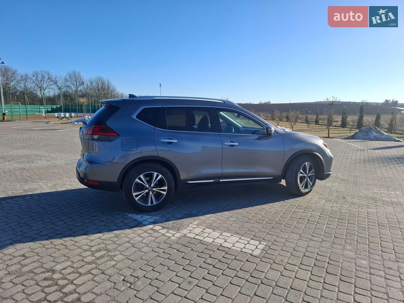 Внедорожник / Кроссовер Nissan Rogue 2016 в Шепетовке