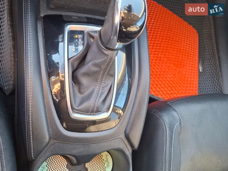 Внедорожник / Кроссовер Nissan Rogue 2016 в Шепетовке