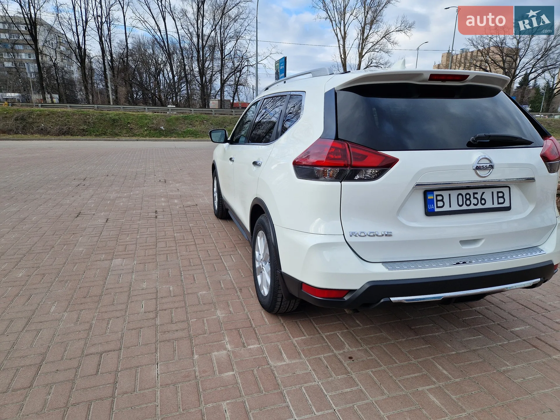 2018 Nissan Rogue - мініатюра 10