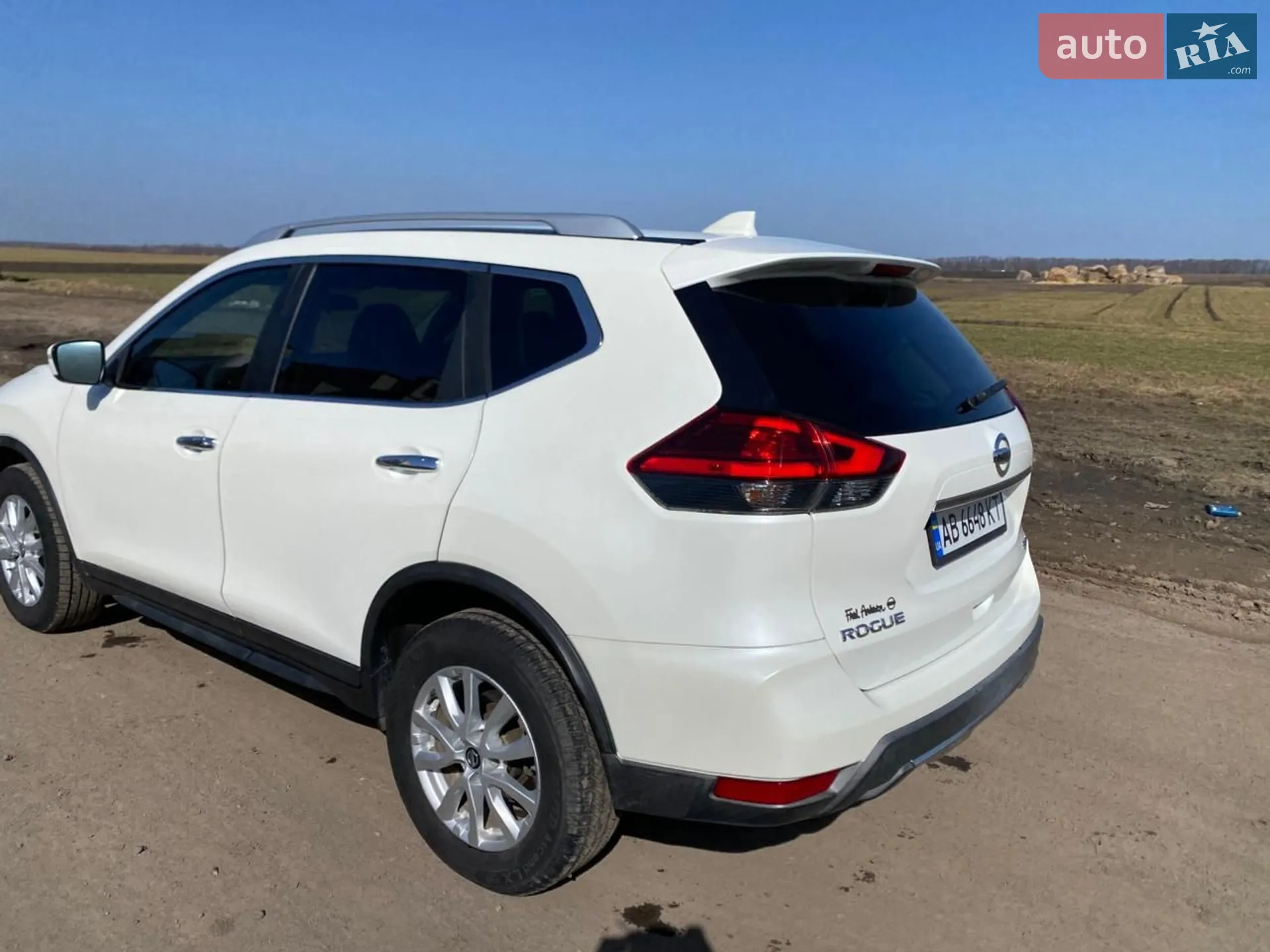 2017 Nissan Rogue - мініатюра 3