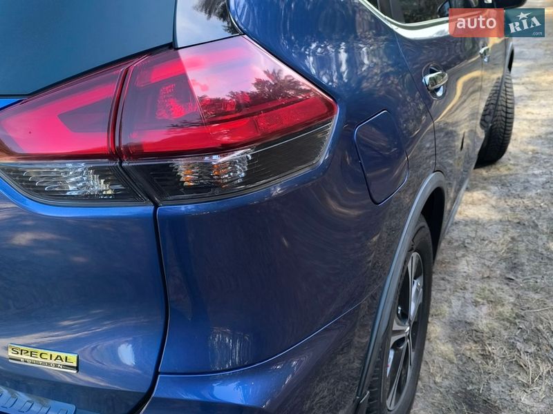 Позашляховик / Кросовер Nissan Rogue 2019 в Охтирці