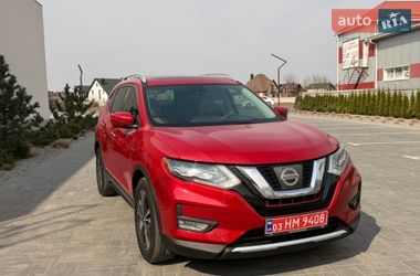 Позашляховик / Кросовер Nissan Rogue 2017 в Луцьку