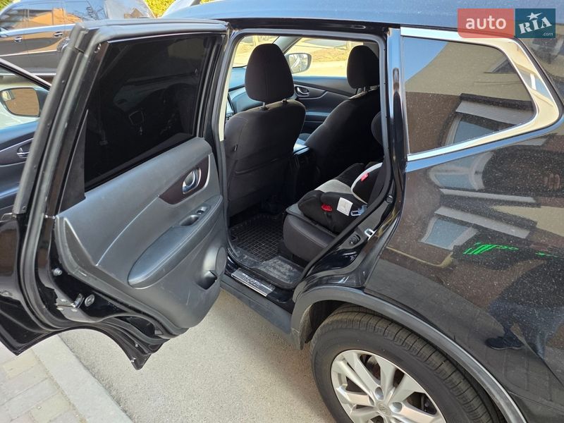 Позашляховик / Кросовер Nissan Rogue 2016 в Софіївській Борщагівці