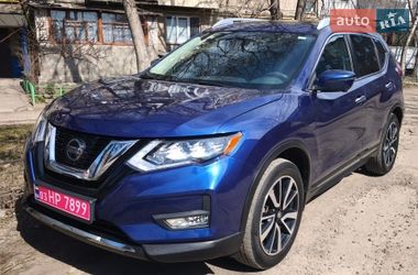 Внедорожник / Кроссовер Nissan Rogue 2019 в Полтаве