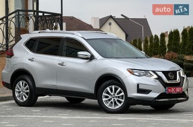 Внедорожник / Кроссовер Nissan Rogue 2020 в Дрогобыче