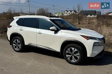 Внедорожник / Кроссовер Nissan Rogue 2021 в Киеве