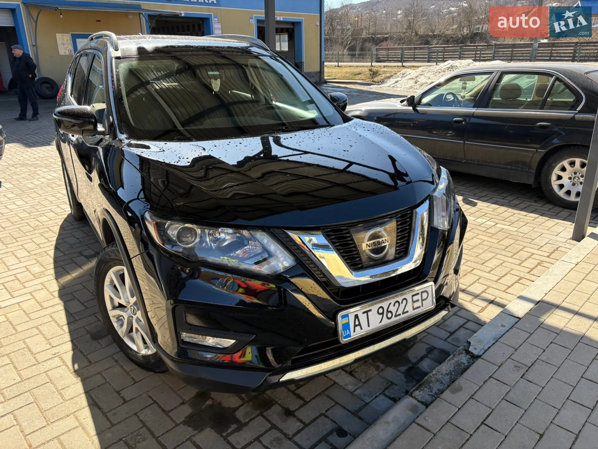 2017 Nissan Rogue - мініатюра 2