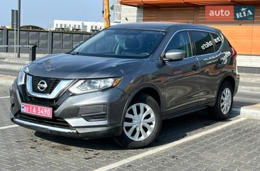 Позашляховик / Кросовер Nissan Rogue 2016 в Луцьку