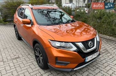 Позашляховик / Кросовер Nissan Rogue 2016 в Києві