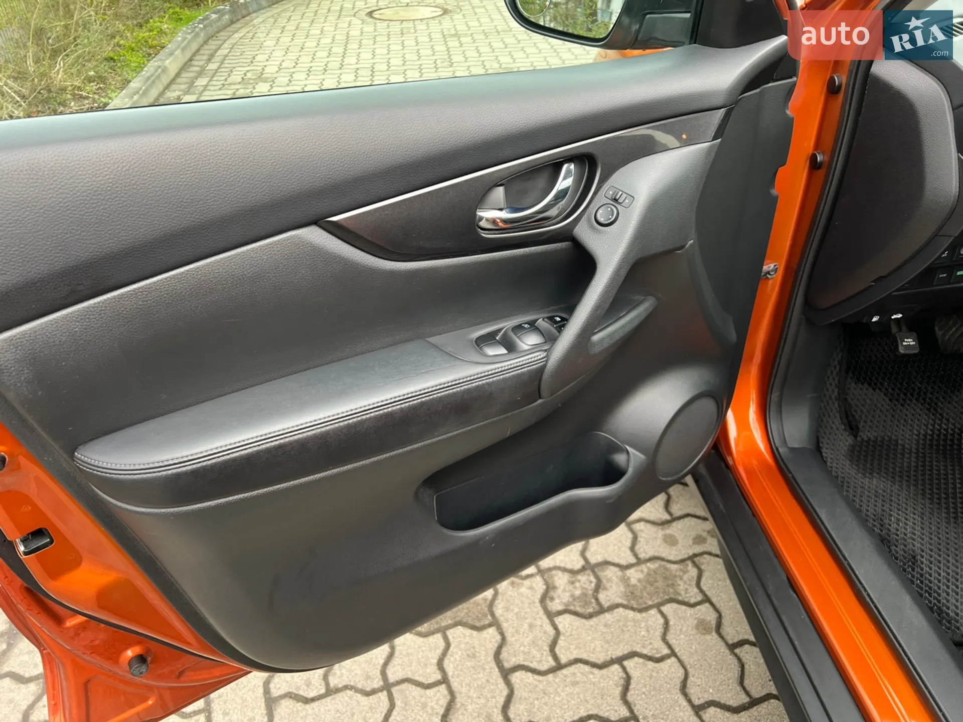 2016 Nissan Rogue - мініатюра 10