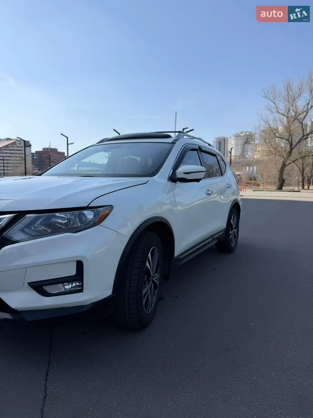 2018 Nissan Rogue - мініатюра 2