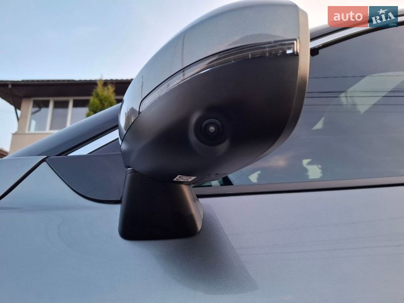 Внедорожник / Кроссовер Nissan Rogue 2023 в Киеве