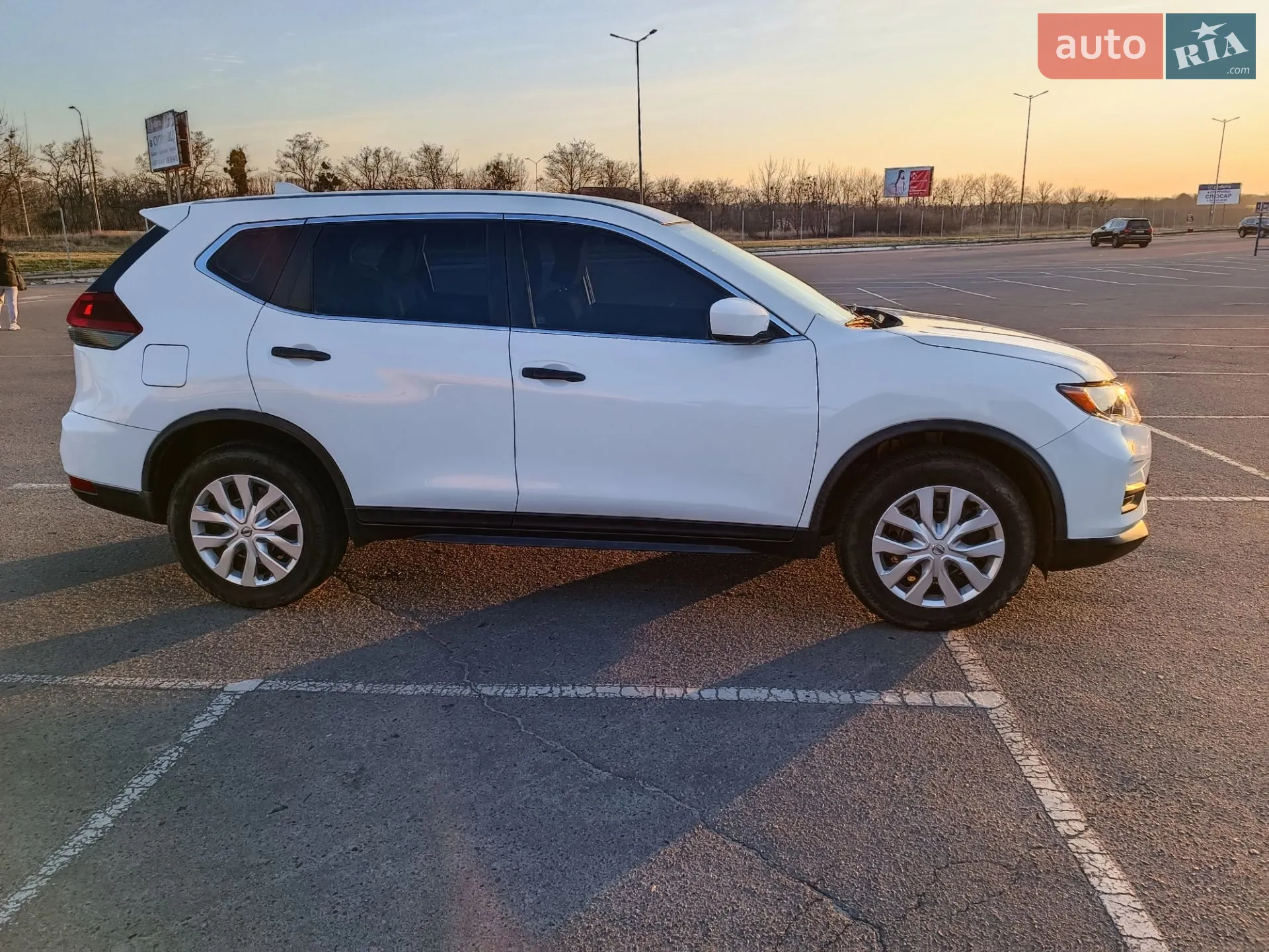 2018 Nissan Rogue - мініатюра 4