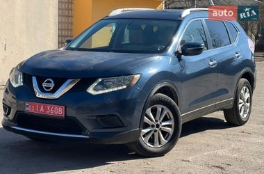 Позашляховик / Кросовер Nissan Rogue 2015 в Києві