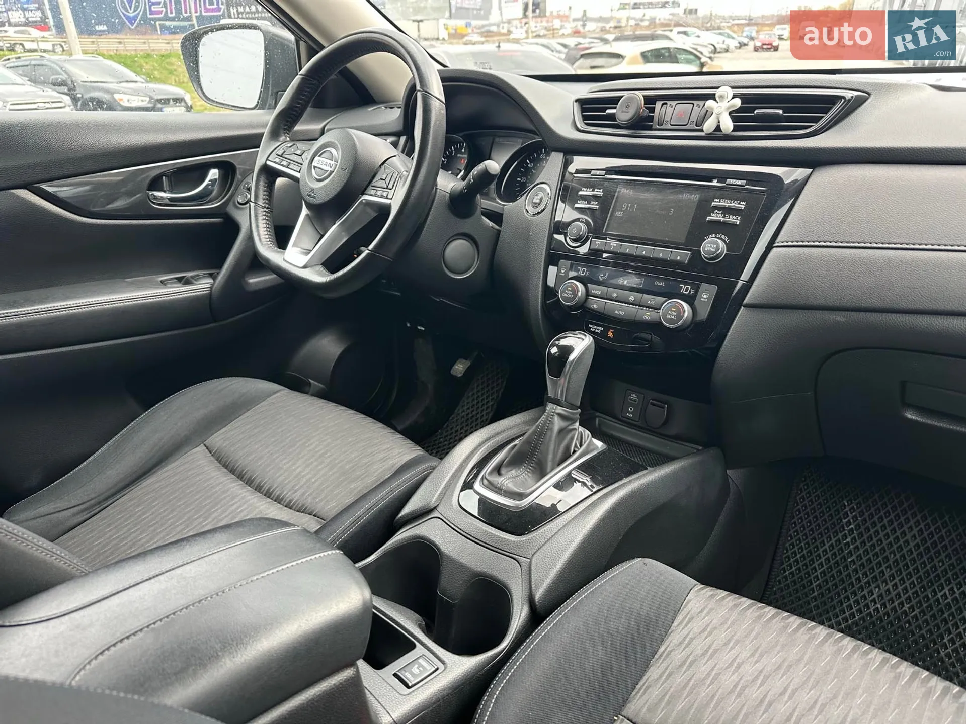 2017 Nissan Rogue - мініатюра 14