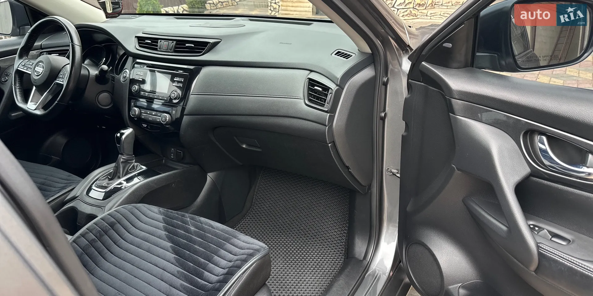 2017 Nissan Rogue - мініатюра 11