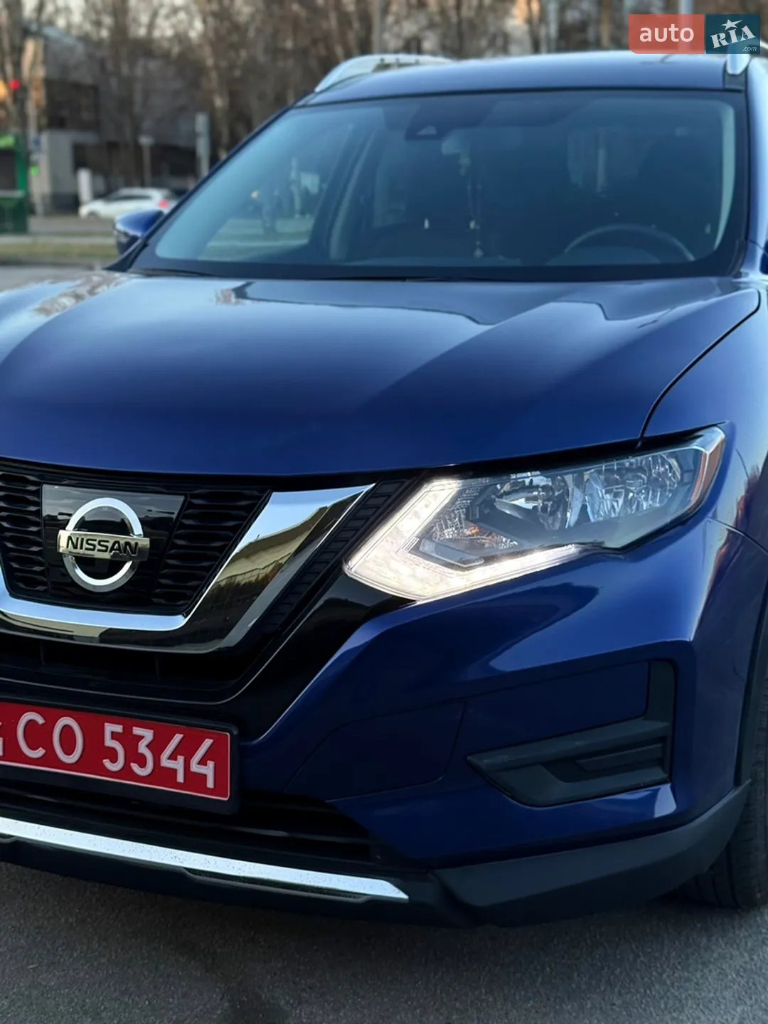 2019 Nissan Rogue - мініатюра 3