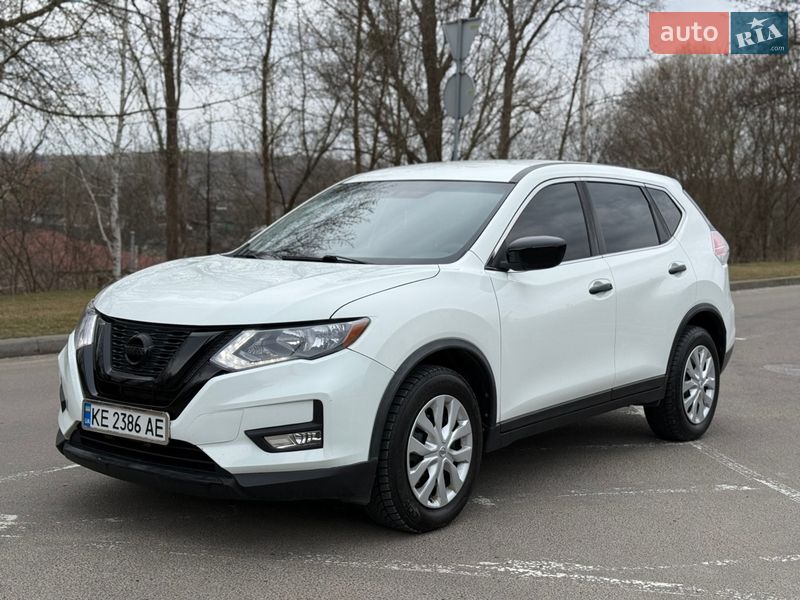 Внедорожник / Кроссовер Nissan Rogue 2016 в Киеве фото Внедорожник / Кроссовер Nissan Rogue 2016 в Киеве
