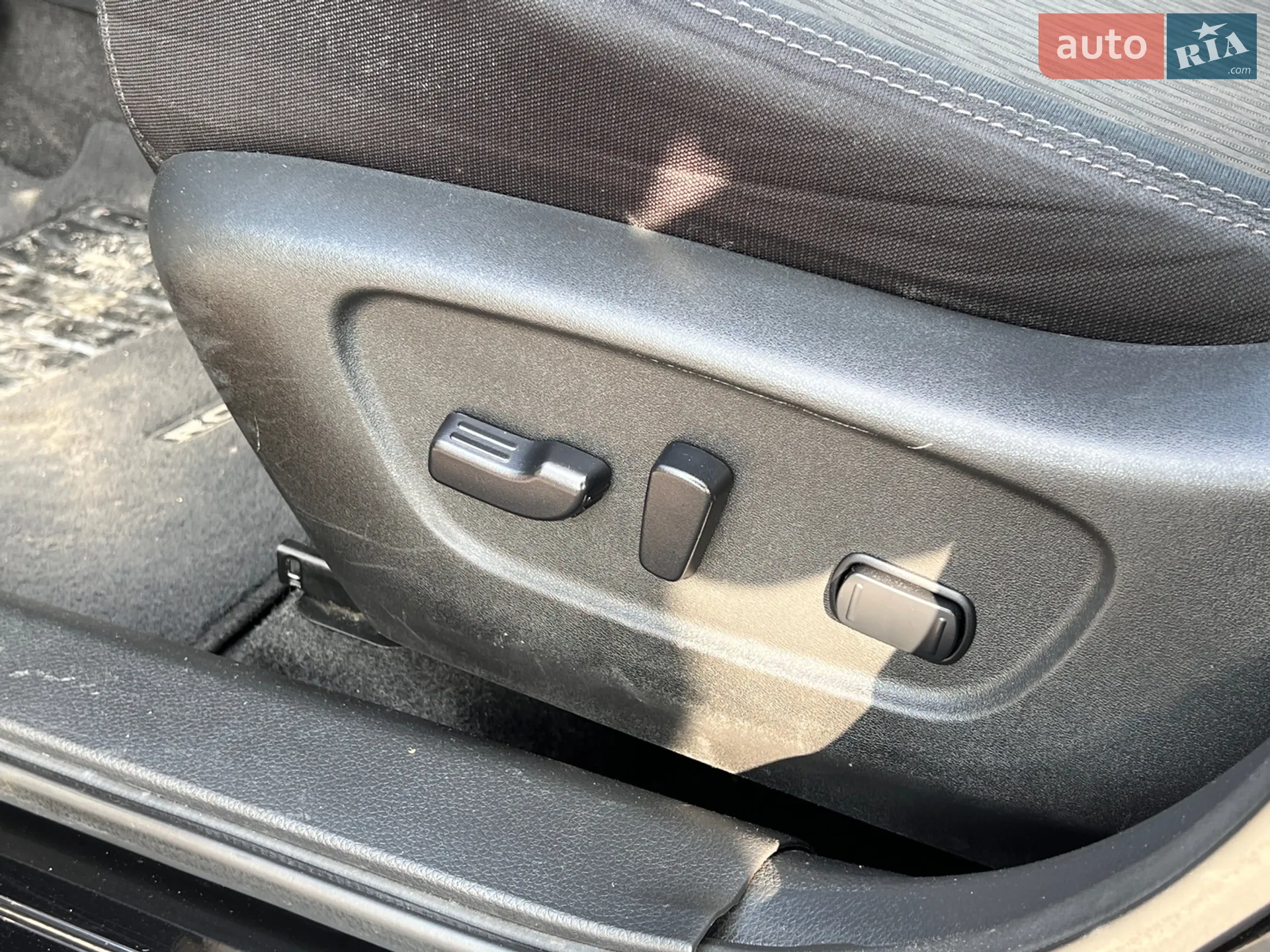 2019 Nissan Rogue - мініатюра 14