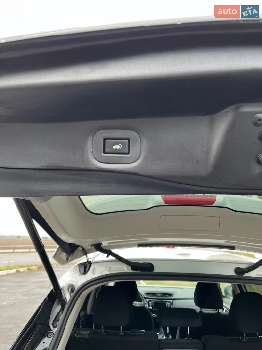 2020 Nissan Rogue - мініатюра 11