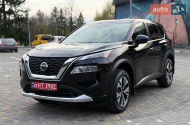 Внедорожник / Кроссовер Nissan Rogue 2023 в Луцке