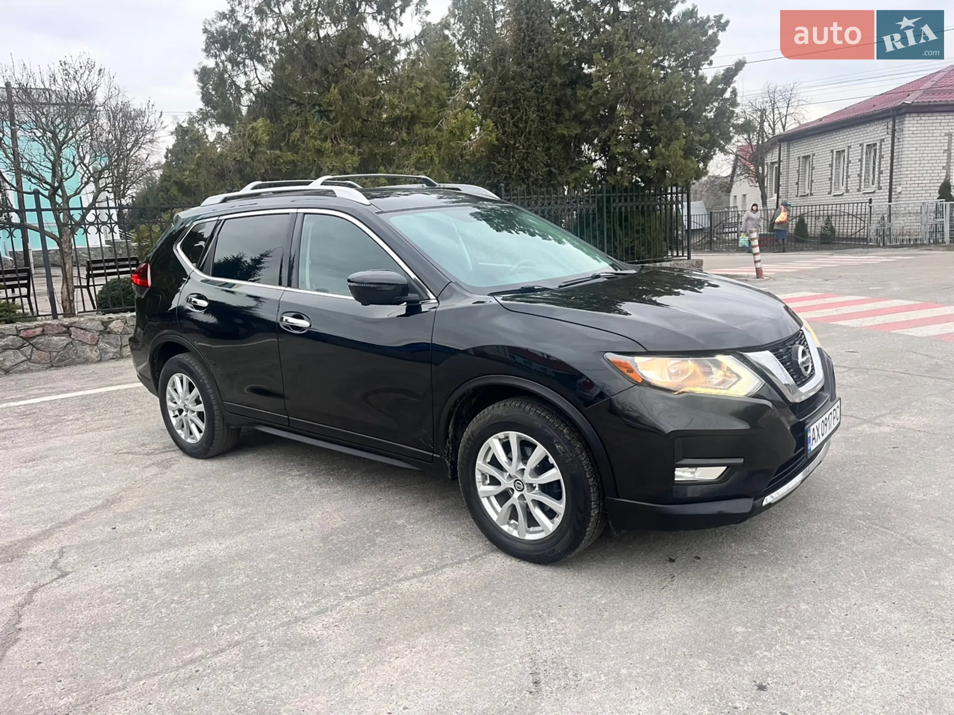 2017 Nissan Rogue - мініатюра 3