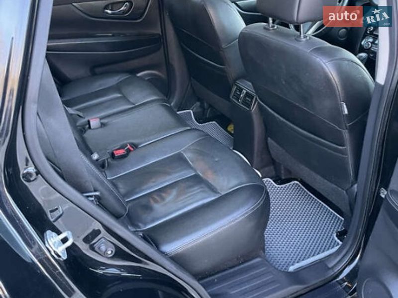 Внедорожник / Кроссовер Nissan Rogue 2016 в Тернополе фото 14 Внедорожник / Кроссовер Nissan Rogue 2016 в Тернополе