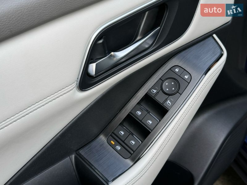 Позашляховик / Кросовер Nissan Rogue 2021 в Львові фото 17 Позашляховик / Кросовер Nissan Rogue 2021 в Львові