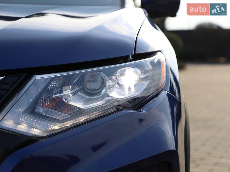 Позашляховик / Кросовер Nissan Rogue 2019 в Білій Церкві