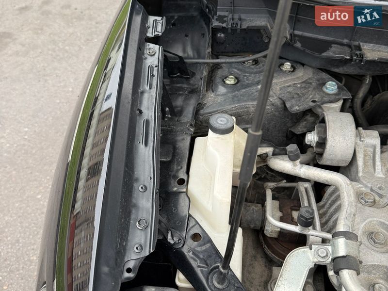 Внедорожник / Кроссовер Nissan Rogue 2017 в Виннице