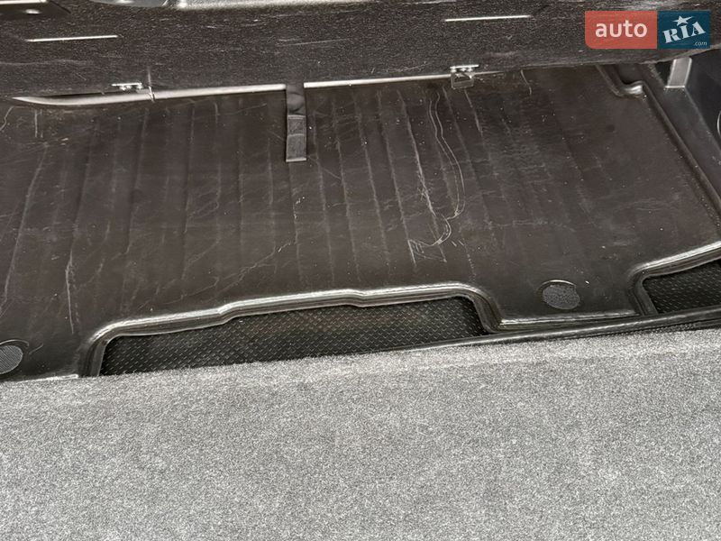 Внедорожник / Кроссовер Nissan Rogue 2017 в Виннице