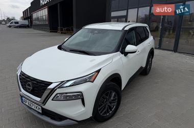 Внедорожник / Кроссовер Nissan Rogue 2023 в Тернополе