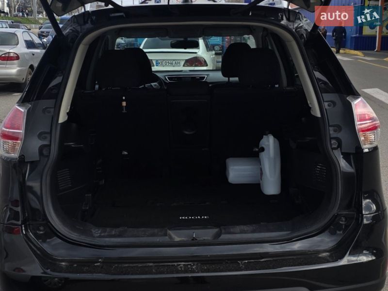 Внедорожник / Кроссовер Nissan Rogue 2015 в Днепре