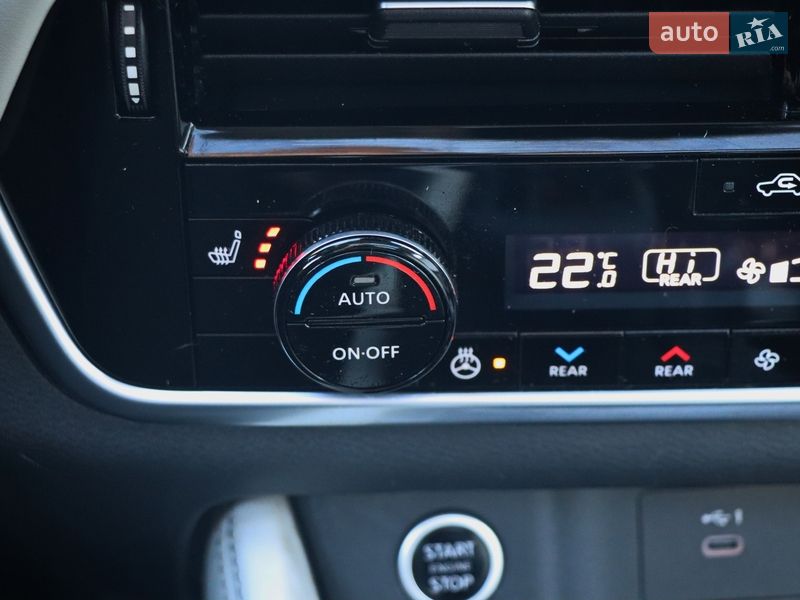 Внедорожник / Кроссовер Nissan Rogue 2021 в Кременчуге