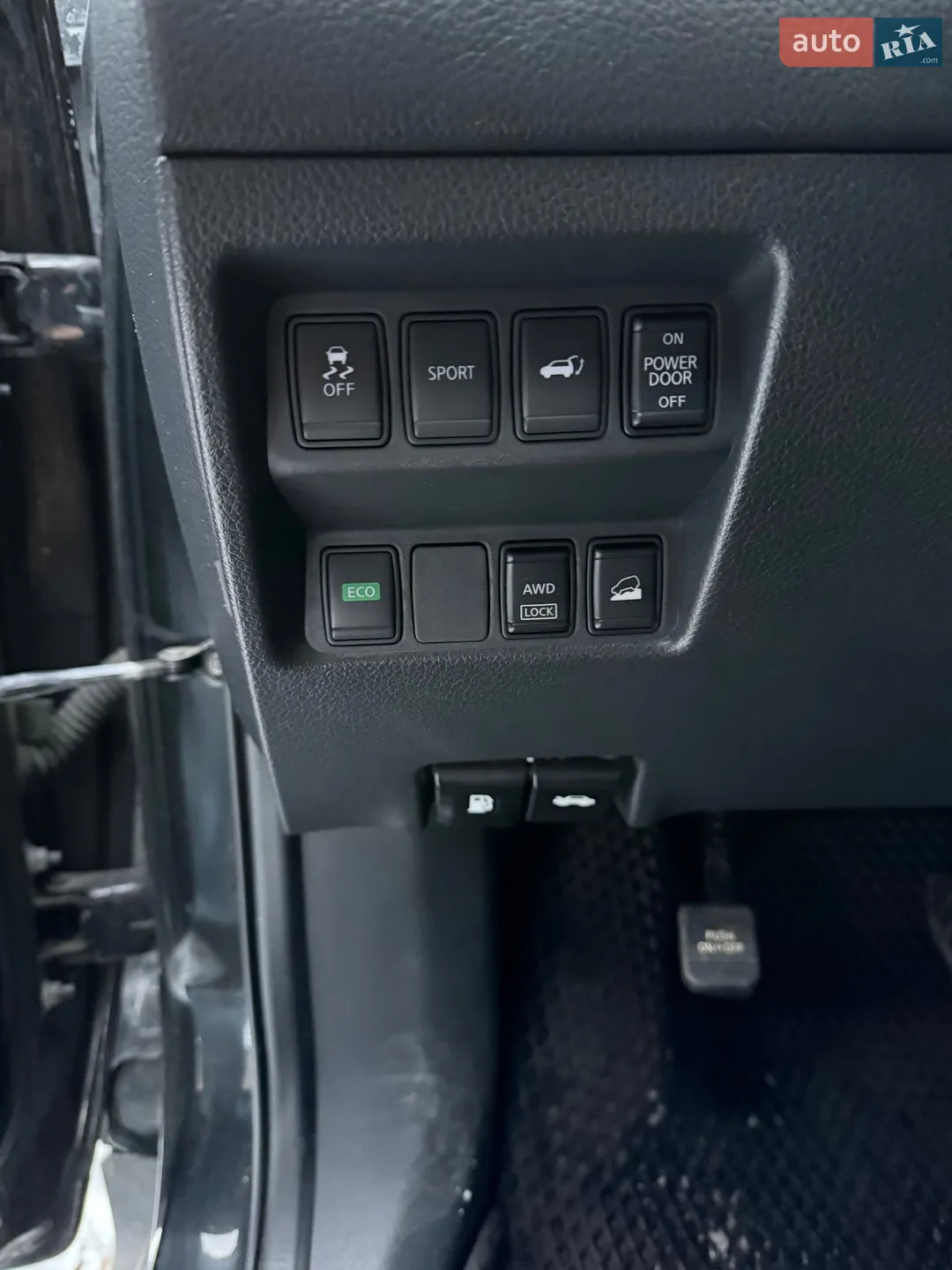 2016 Nissan Rogue - мініатюра 19