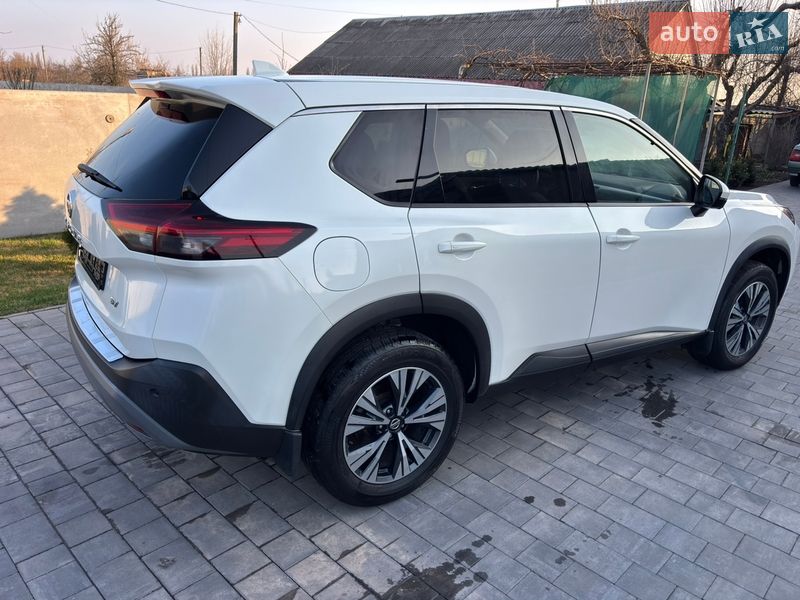 Позашляховик / Кросовер Nissan Rogue 2021 в Полтаві