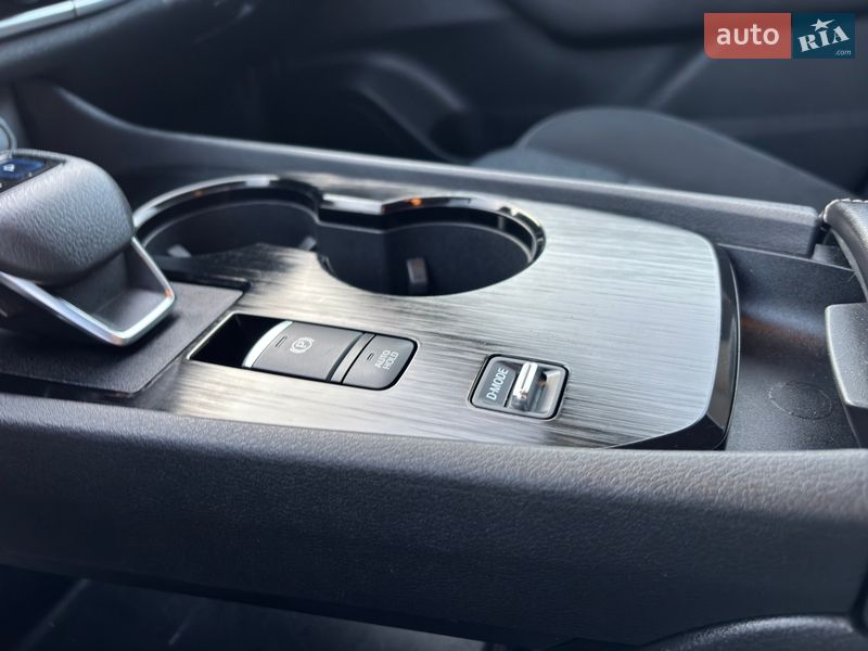 Позашляховик / Кросовер Nissan Rogue 2021 в Полтаві