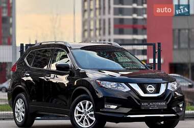 Внедорожник / Кроссовер Nissan Rogue 2017 в Киеве